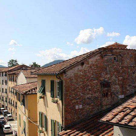 Delizioso Appartamento Centro Storico Lucca Comics Exterior foto